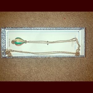 Gold chain balloon necklace